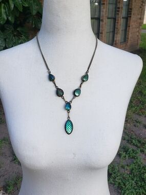 Vintage Dragon Egg drop Necklace in Iridescent Teal-Green